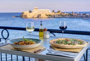 Da Marina, restaurant, eat, dinner, dine, pizza, malta, gay friendly, gay guide, where, best, food
